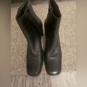 Nine West Black Leather Heels